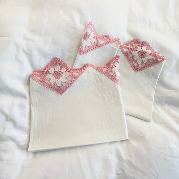 Vintage Pillow Cases/Shams, Set of Two - Picture 3 of 12